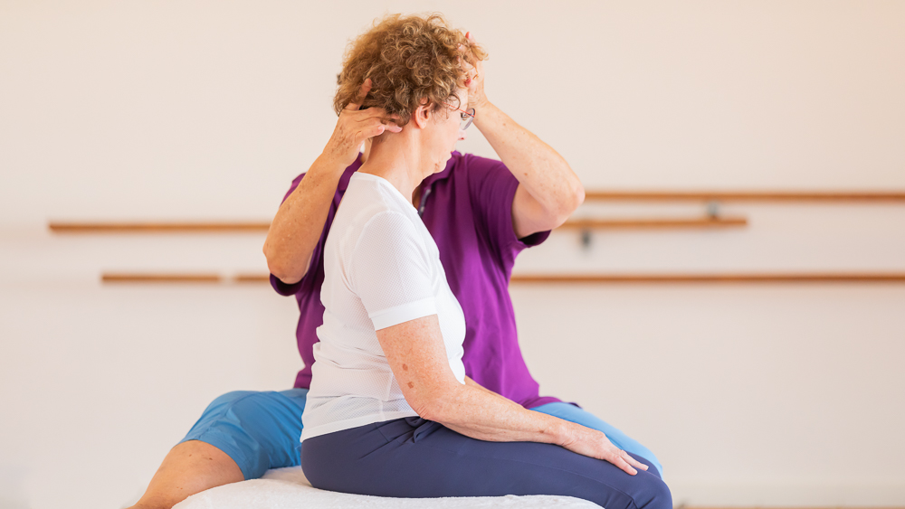 Marianne Artz in der Einzelbehandlung